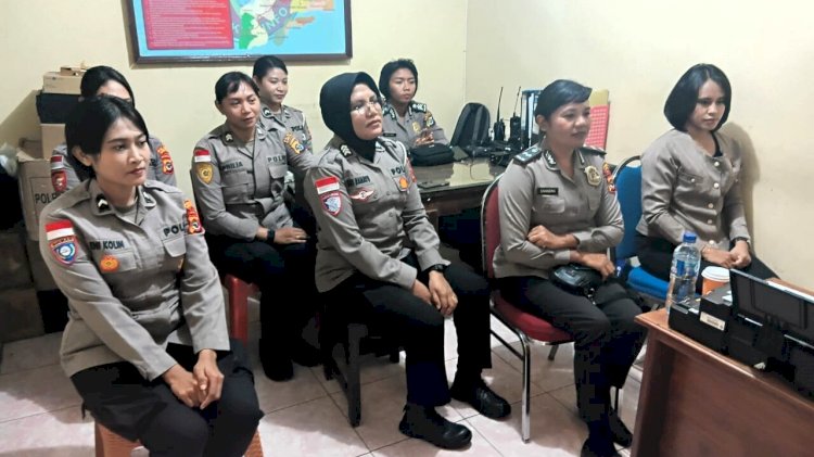 Asah Keterampilan Komunikasi, Polwan Polres Flores Timur Dilatih Jadi Negosiator Andal dan Humanis