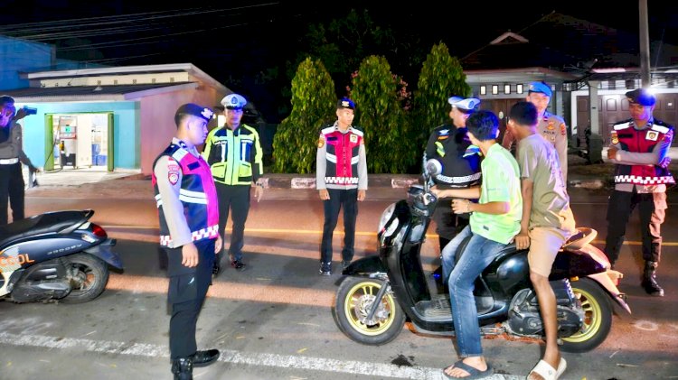 Polres Flotim Intensifkan Patroli Malam, Imbau Warga Larantuka Tertib dan Waspada