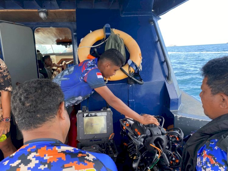 Operasi Hari ke-11 KM Putri Sakinah - Puluhan Personel dan Alut Dikerahkan, Tim SAR Temukan Serpihan Kapal