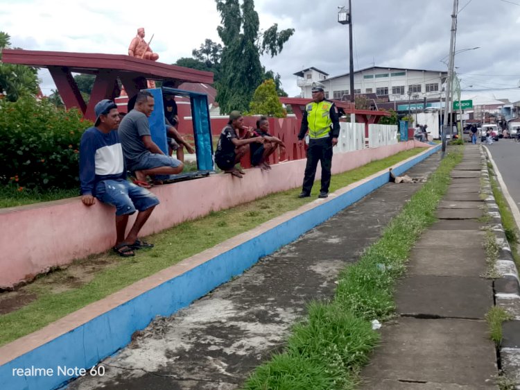 Tekan Pelanggaran Lalin, Unit Kamsel Satlantas Polres Flotim Sambangi Sopir Bus dan Travel