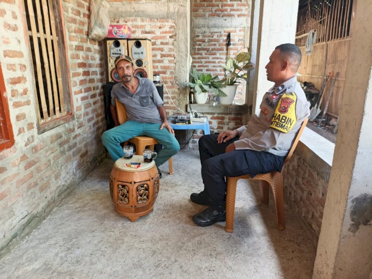 Perkuat Kamtibmas, Bhabinkamtibmas Desa Horowura Laksanakan Sambang Warga