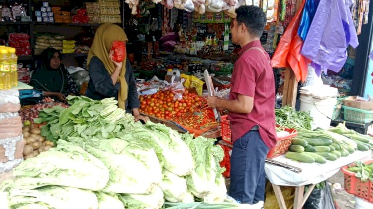 Satgas Pangan Flotim Bergerak, Pedagang Diingatkan Patuhi HET Jelang Hari Besar