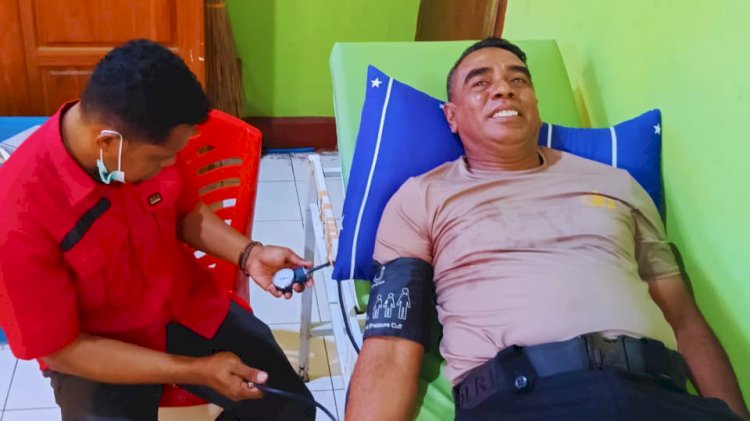 Aksi Kemanusiaan Polres Flotim di Momentum Hari Lansia Nasional ke-30