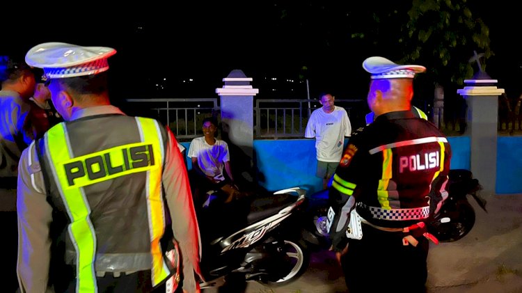 Menjaga Malam Tetap Damai, Satlantas Polres Flores Timur Gelar Patroli Humanis