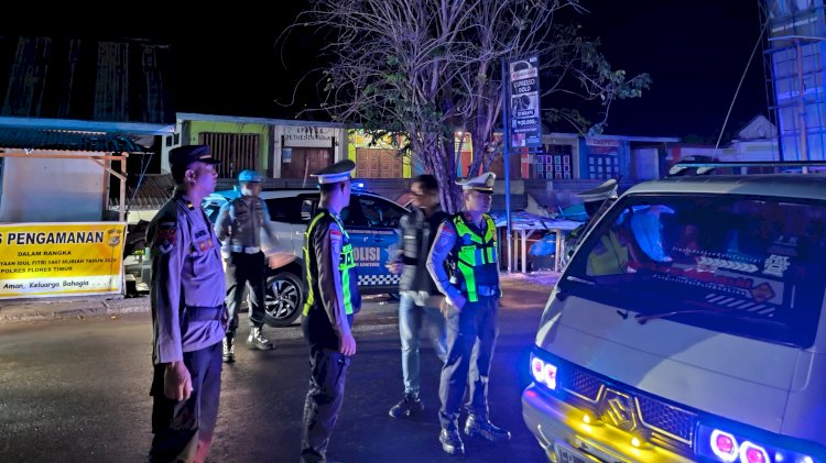 Cegah Gangguan Kamtibmas di Malam Minggu,  Polres Flores Timur Gelar Patroli Hingga Tengah Malam