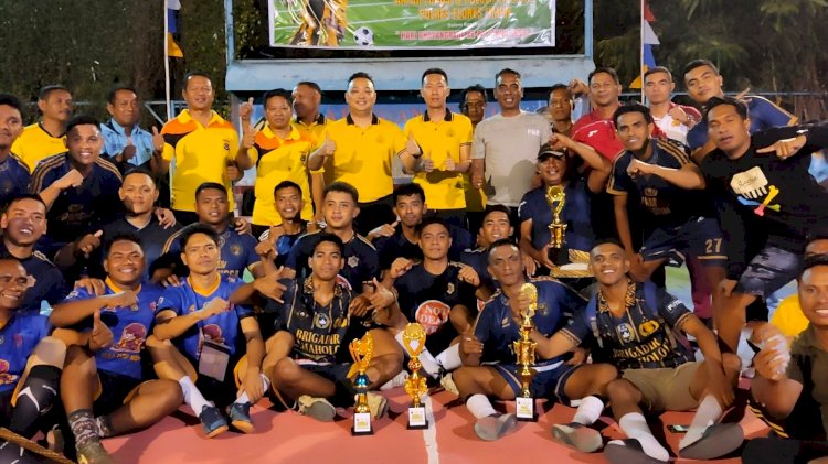 Tampil Terbaik, Sat Sabhara Juarai Turnamen Futsal Hari Bhayangkara ke-80