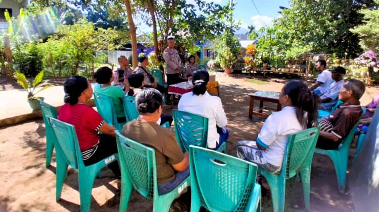Hadir Mendengar, Sat Binmas Polres Flores Timur Serap Aspirasi Warga Lingkungan St. Petrus Tabali