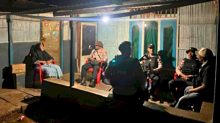 Patroli Jalan Kaki dan Dialog Humanis Malam Hari, Perkuat Pesan Perdamaian di Adonara Timur