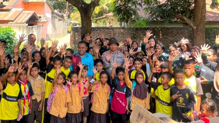 Wakapolres Flores Timur Kompol Ketut Mastina Pimpin Terapi USEFT, Kembalikan Semangat Belajar Anak-Anak SDI Riangrindu
