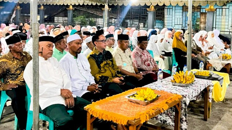 Kapolres Flores Timur AKBP Gede Putra Yase Hadir Bersama Tokoh Agama, Maulid Nabi Jadi Momentum Perkuat Silaturahmi