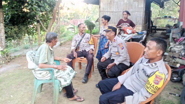 Datang Membawa Salam, Kapolsek Adonara Barat Bangun Komunikasi di Adonara Tengah