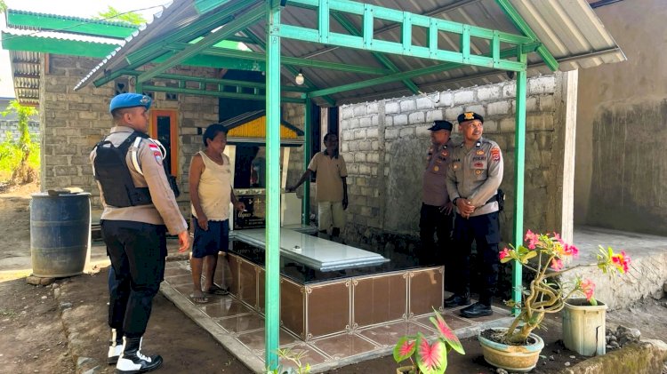 Patroli Sambil Menyapa, BKO Polres Flotim Titip Pesan Jaga Kedamaian