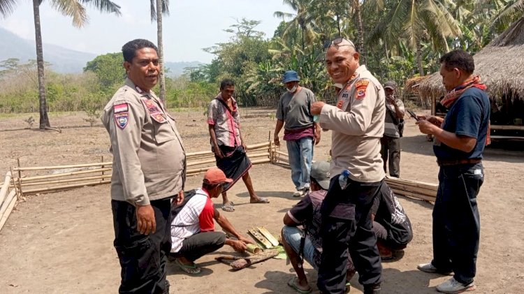 Menjaga Tradisi, Merawat Kedamaian, Polsek Wulanggitang Hadir di Pesta Kebun Pululera