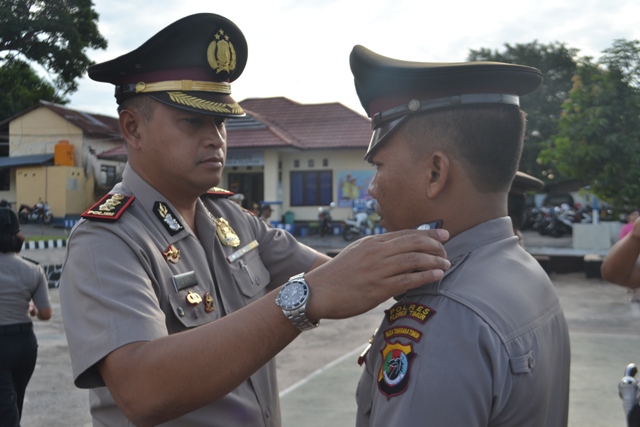 Upacara Korps Raport Perwira dan Pelantikan Kenaikan Pangkat Brigadir Polri Personil Polres Flores Timur Periode 1 Juli 2017