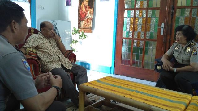 Silaturahmi Ke Uskup Larantuka Team 1 Postoh Disambut Baik Oleh YM Bpk. Uskup Mgr. FRANSISKUS KOPONG KUNG PR.