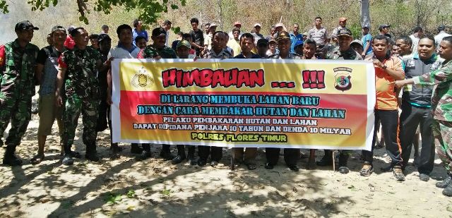 Tim Satgas Ops Bina Karuna Turangga 2017 Polres Flotim, Berikan Sosialisasi dan Himbauan kepada Komunitas Petani Desa Tiwatobi