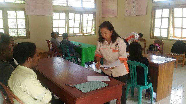 Sebanyak 189 Calon PPK Tingkat Kabupaten Flotim Mengikuti Ujian Tulis Dalam Rangka Pilgub NTT Tahun 2018