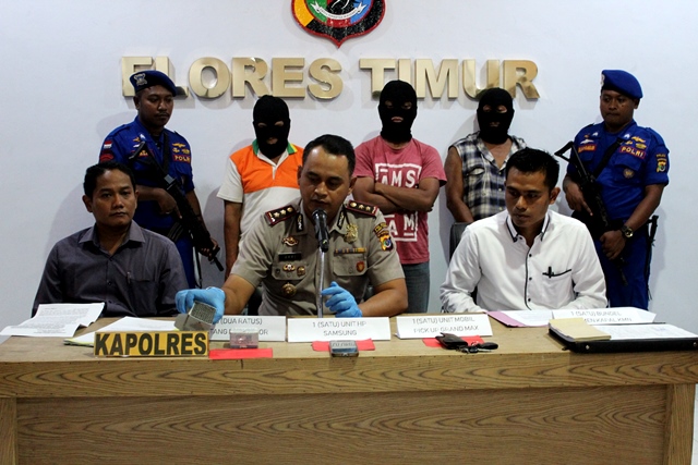 Polres Flotim Press Release 2 Kasus Tindak Pidana Perairan